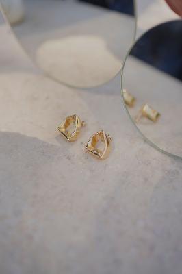 Bridal jewelry at Olympe showrooms
