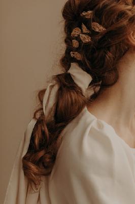 Bridal accessories 