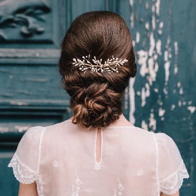 Bridal accessories 