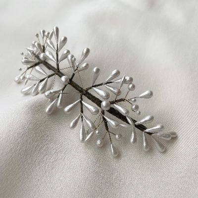 Bridal accessories 