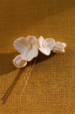 Bridal accessories 