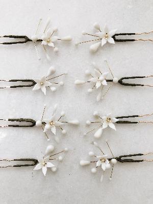 Bridal accessories 