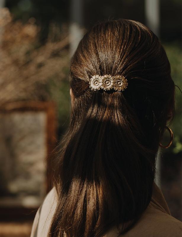 Bridal accessories 