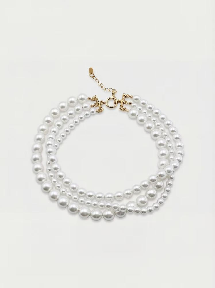 Bridal jewelry at Olympe showrooms