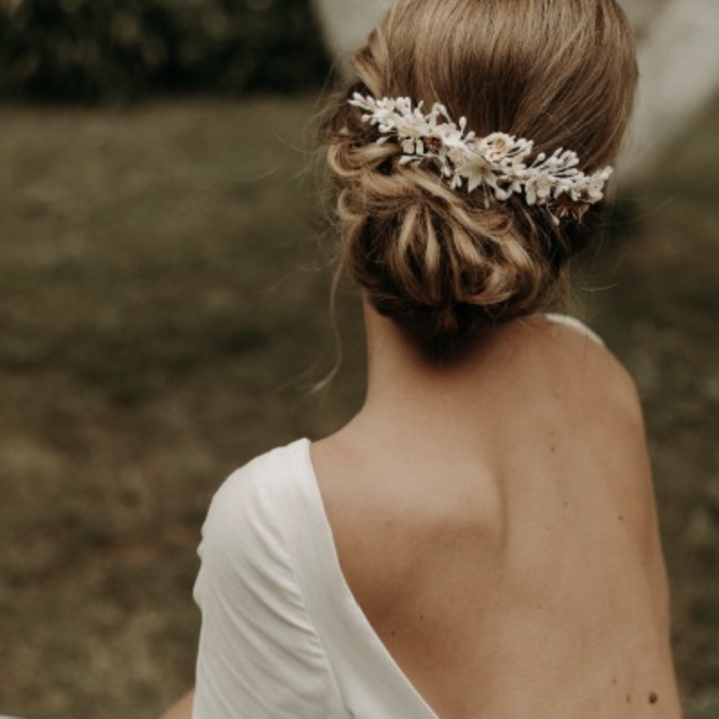 Bridal accessories 