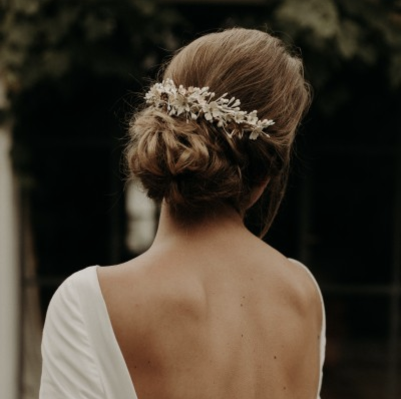 Bridal accessories 