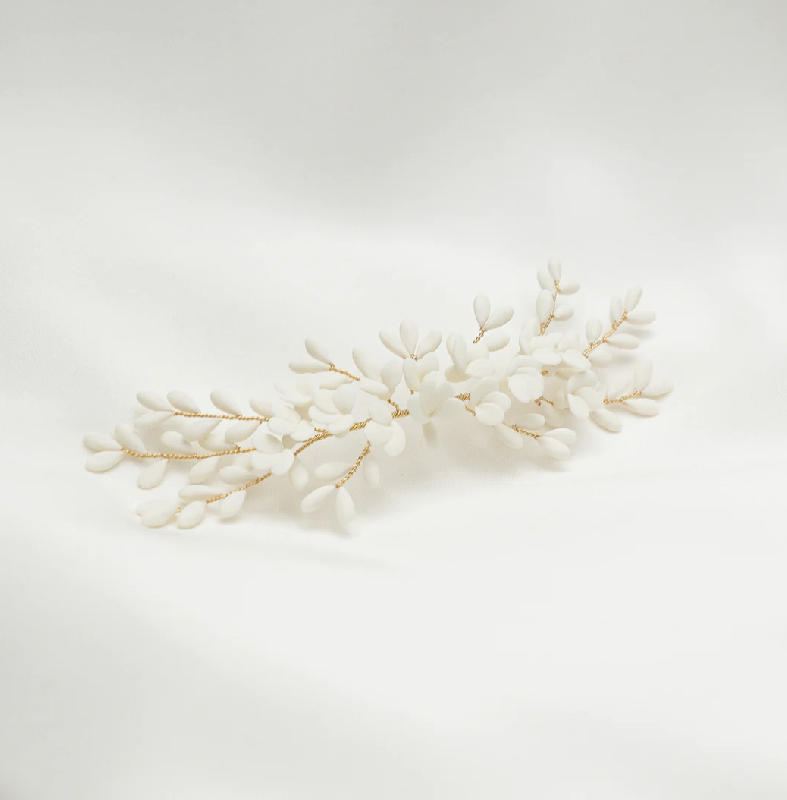 Bridal accessories 