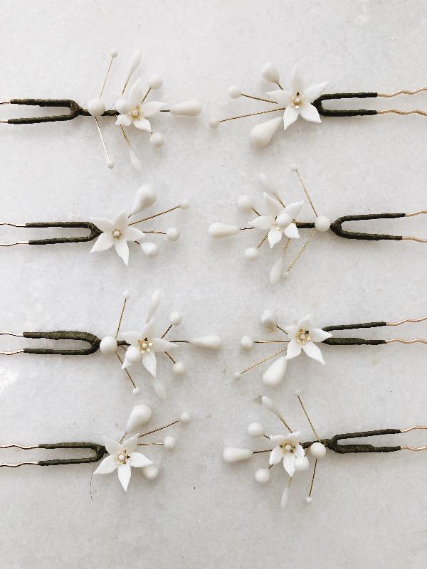 Bridal accessories 