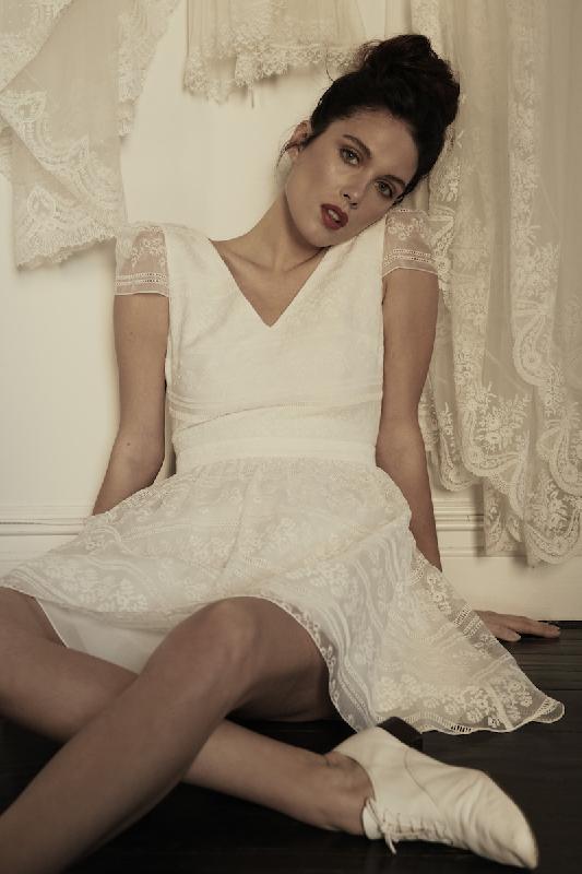 Robes de mariée Laure de Sagazan - Collection civile : Modele Robe Corbière (Lyon & Nice)
