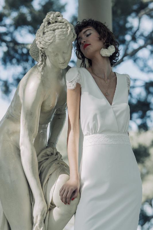 Robes de marie Laure de Sagazan  : Modele Robe Dolan (Bordeaux)