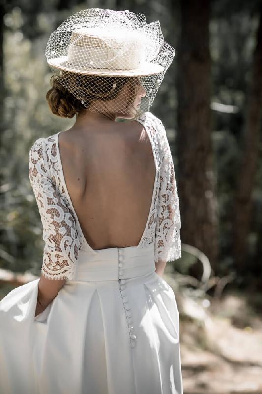 Robes de mariée Victoire Vermeulen : Modele Robe Filitosa (Bordeaux Uniquement)