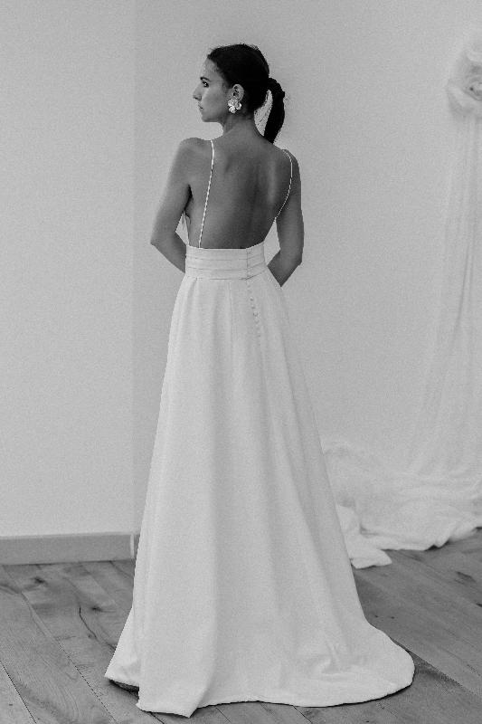 Robes de mariée Nos Archives : Modele Robe Oiseau de Feu (NICE)