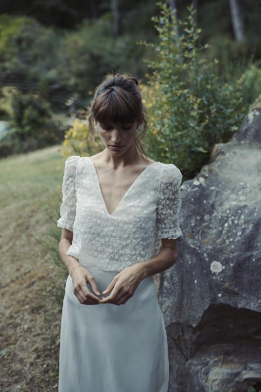 Robes de mariée Laure de Sagazan  : Modele Robe Rosa (Bordeaux)
