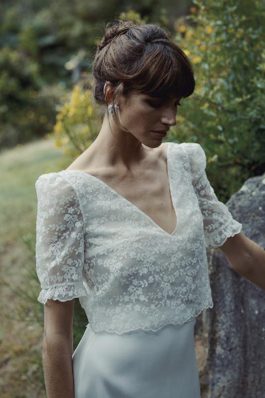 Robes de mariée Laure de Sagazan  : Modele Robe Rosa (Bordeaux)