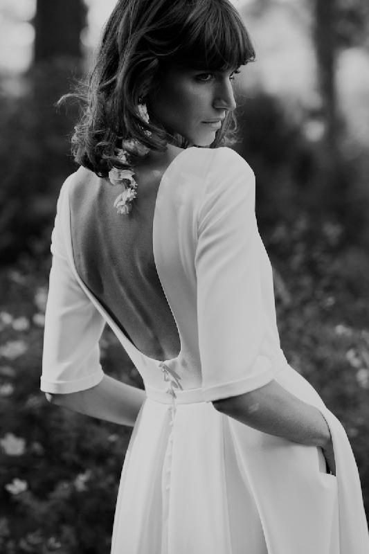 Robes de mariée Laure de Sagazan  : Modele Robe Salvini (Bordeaux uniquement)