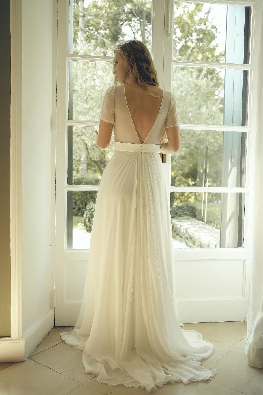 Robes de mariée Olympe : Modele Robe Suzanne 
