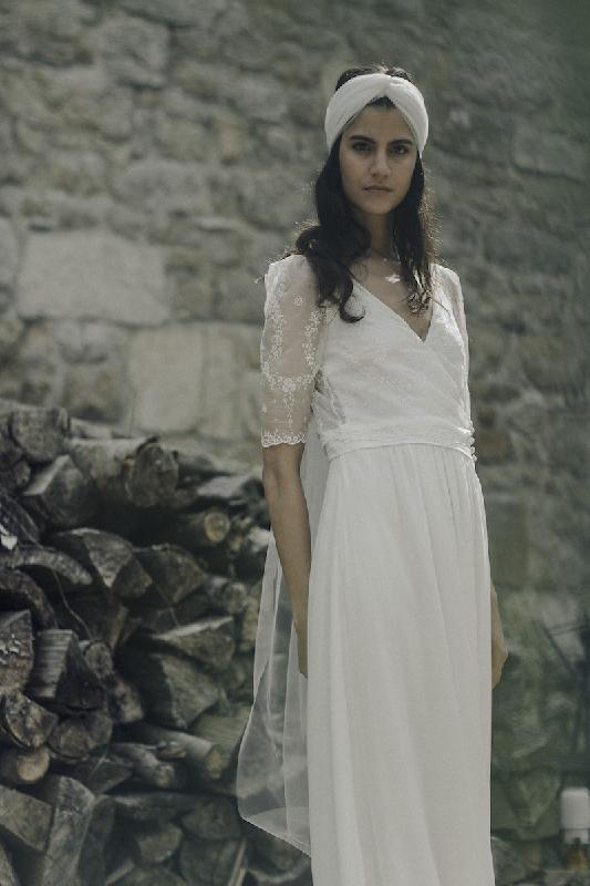 Robes de mariée Laure de Sagazan  : Modele Robe Verne (Bordeaux)