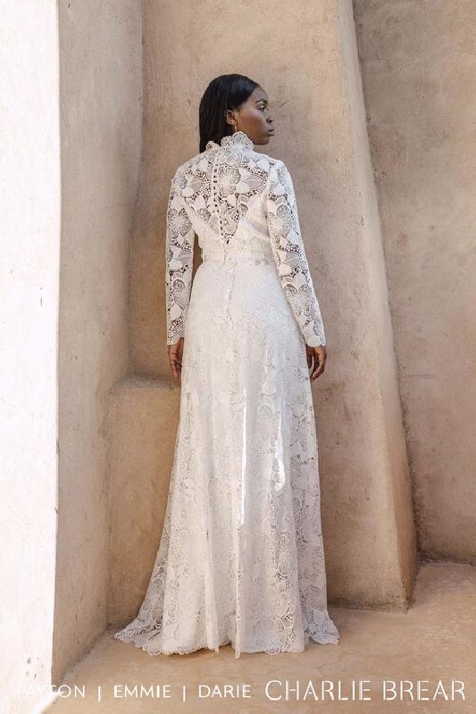 Robes de marie Charlie Brear : Modele Top Emmie (Lyon uniquement)
