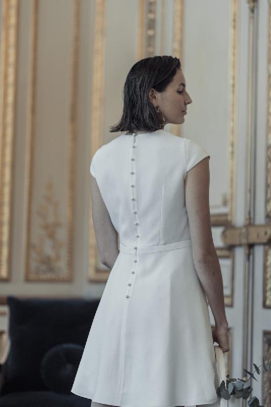 Robes de marie Laure de Sagazan - Collection civile : Modele Robe Brando (Montpellier, Lyon)